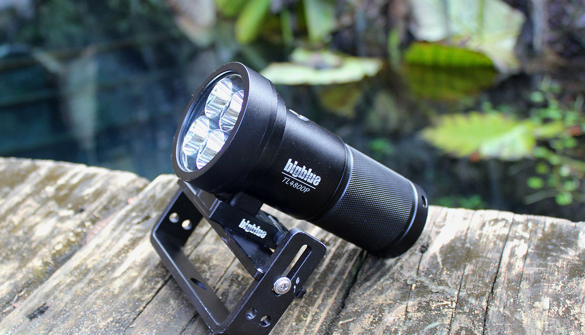 TL4800P Feature Bigblue Dive Lights